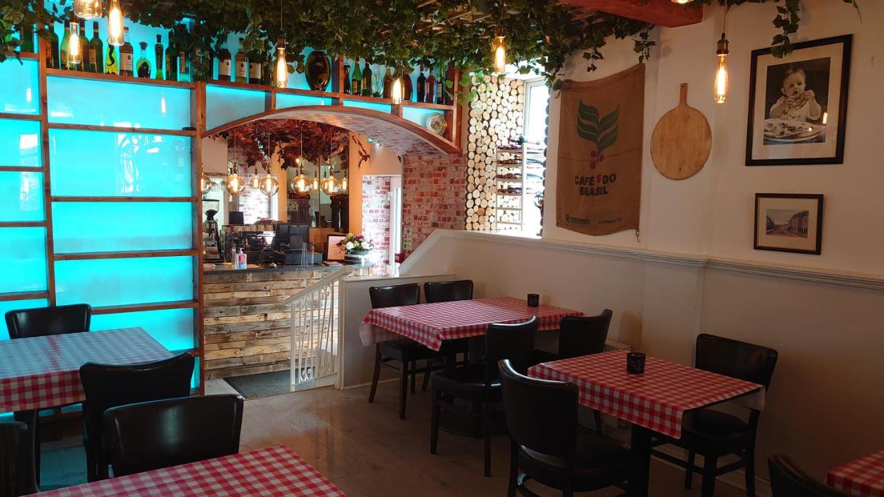 Town Clock Guesthouse Donegal Town المظهر الخارجي الصورة